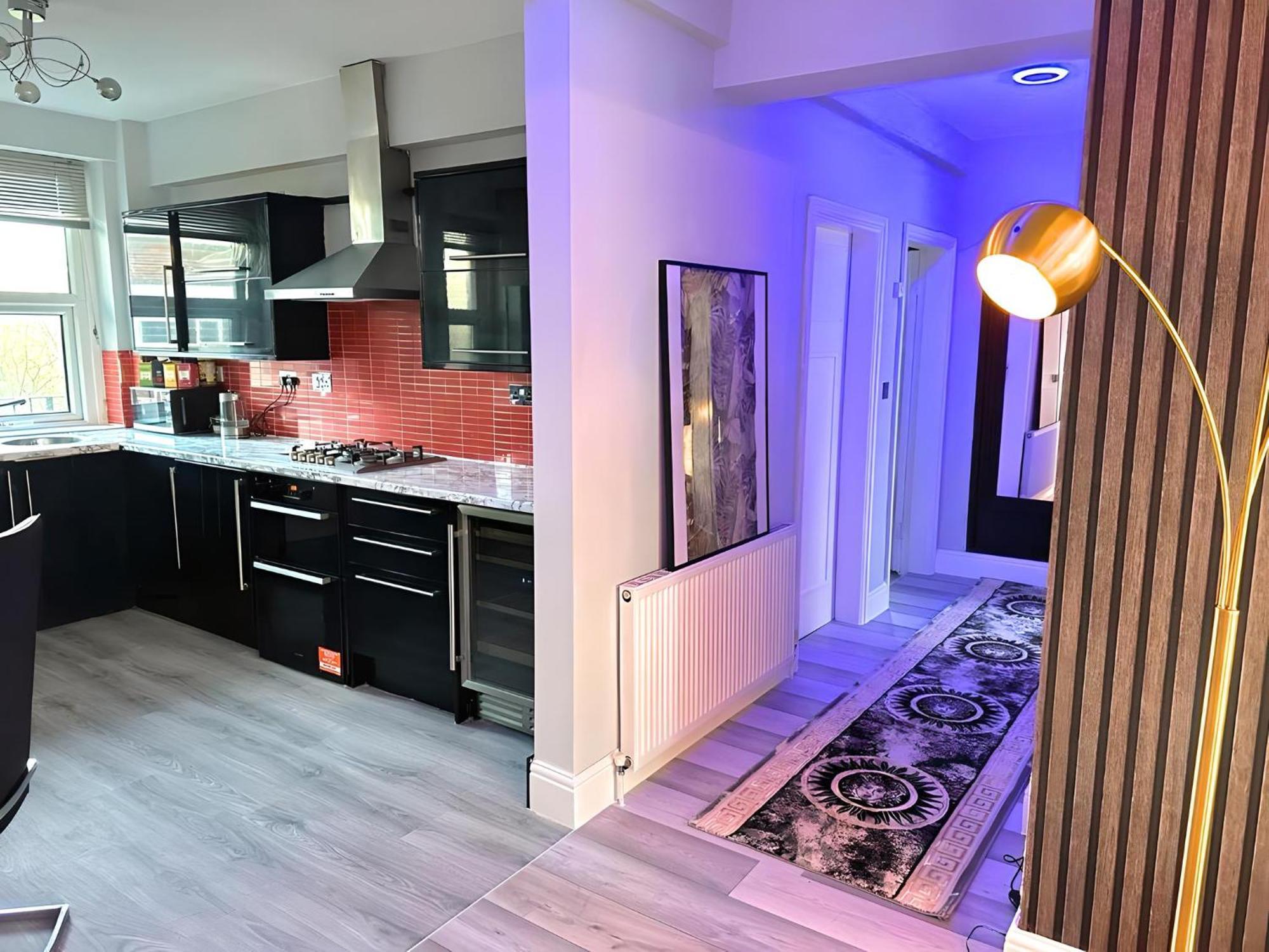 *Luxury 9Ine Lush Jacuzzi Apartment & Balcony* Birmingham Dış mekan fotoğraf