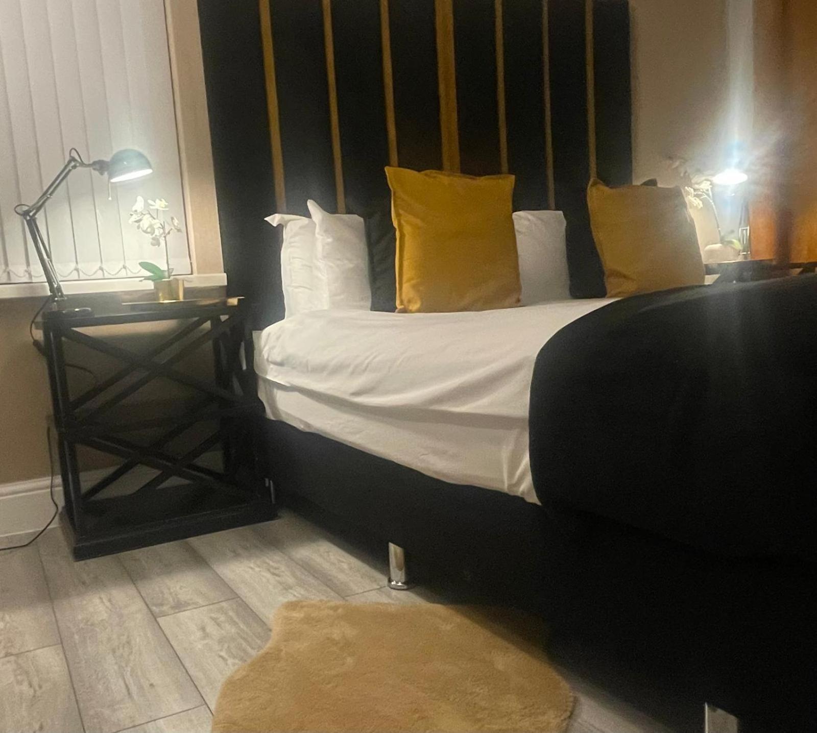 *Luxury 9Ine Lush Jacuzzi Apartment & Balcony* Birmingham Dış mekan fotoğraf
